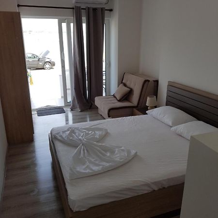 Avdiu Apartment Улцин Екстериор снимка